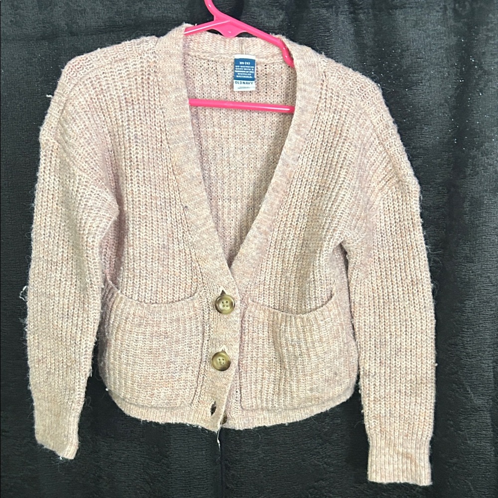 Cardigan sweater